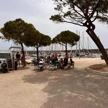 船上ホテル Location Cote D Azur アンティーブ