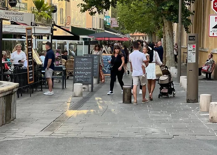 Location Cote D Azur Bådhotel