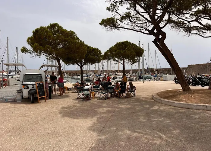 Úszó hotel Location Cote D Azur Antibes